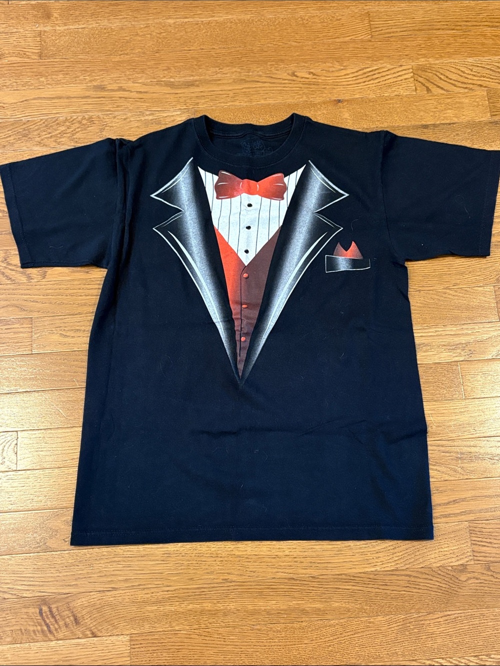 Spencer’s | Black White & Red Printed Tux Tuxedo T-Shirt Size Medium